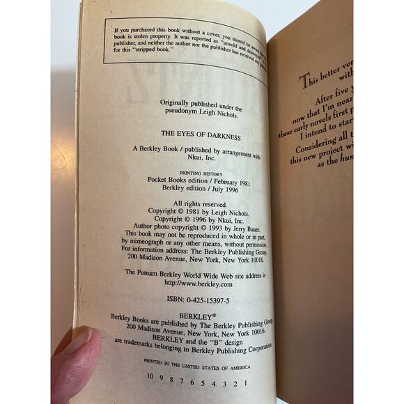 1996 The Eyes of Darkness By Dean Koontz Paperback - Picture 4 of 4